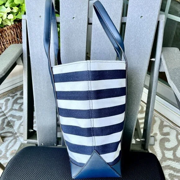 Michael Kors Fulton Striped Canvas Navy & White  Glamorous  Tote NWOT - Picture 6 of 12